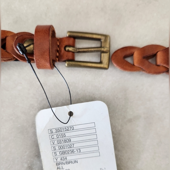 Urban Outfitters Brown Leather Loop Braid Belt with Brass Buckle NWT - Picture 2 of 3